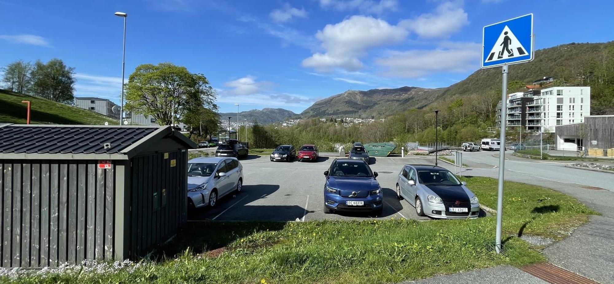 3 Sleeping Rooms For 82M2 Which Direct Traffic To Airport And City Center Bergen Bagian luar foto