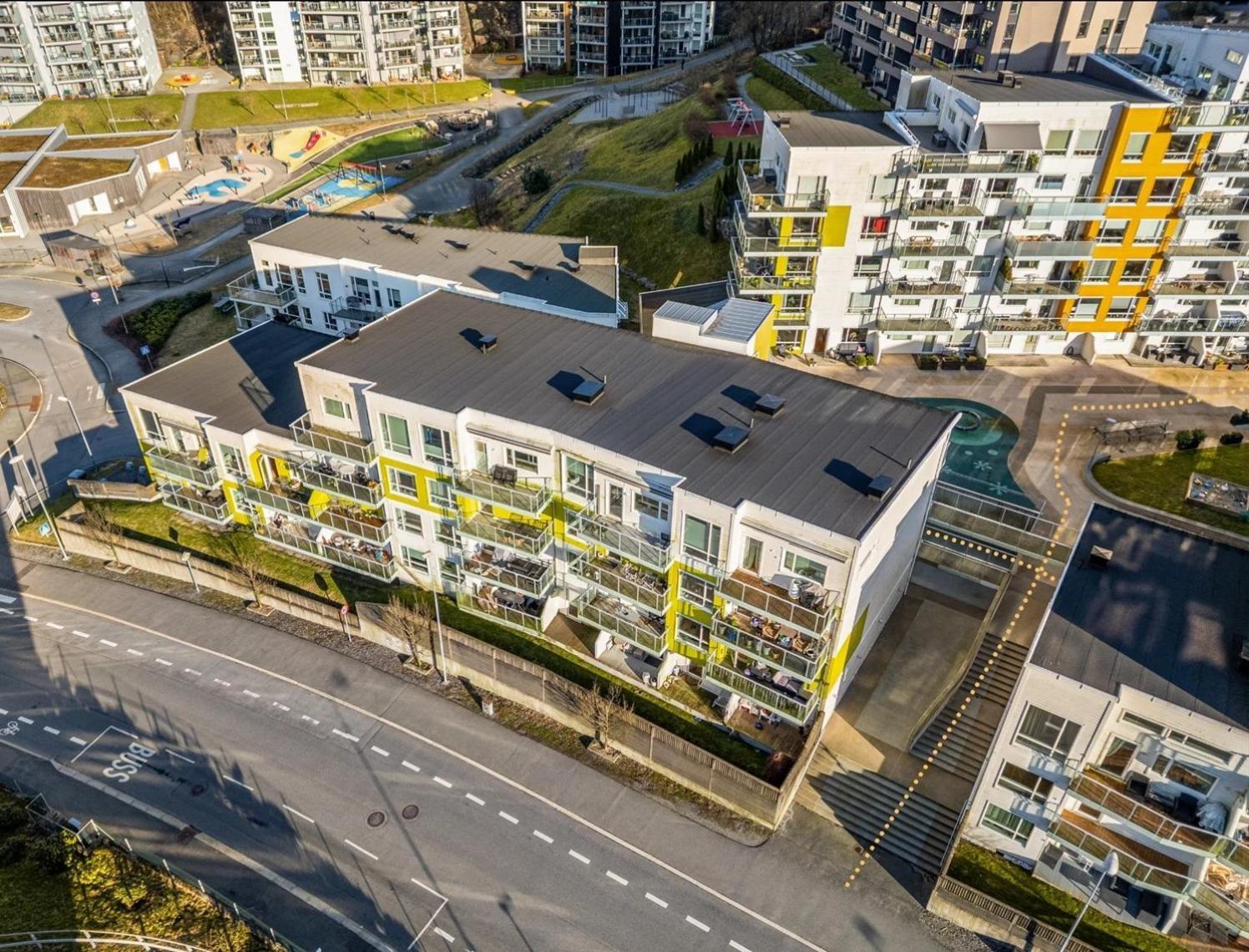 3 Sleeping Rooms For 82M2 Which Direct Traffic To Airport And City Center Bergen Bagian luar foto