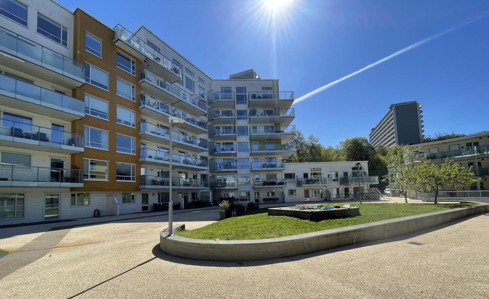 3 Sleeping Rooms For 82M2 Which Direct Traffic To Airport And City Center Bergen Bagian luar foto