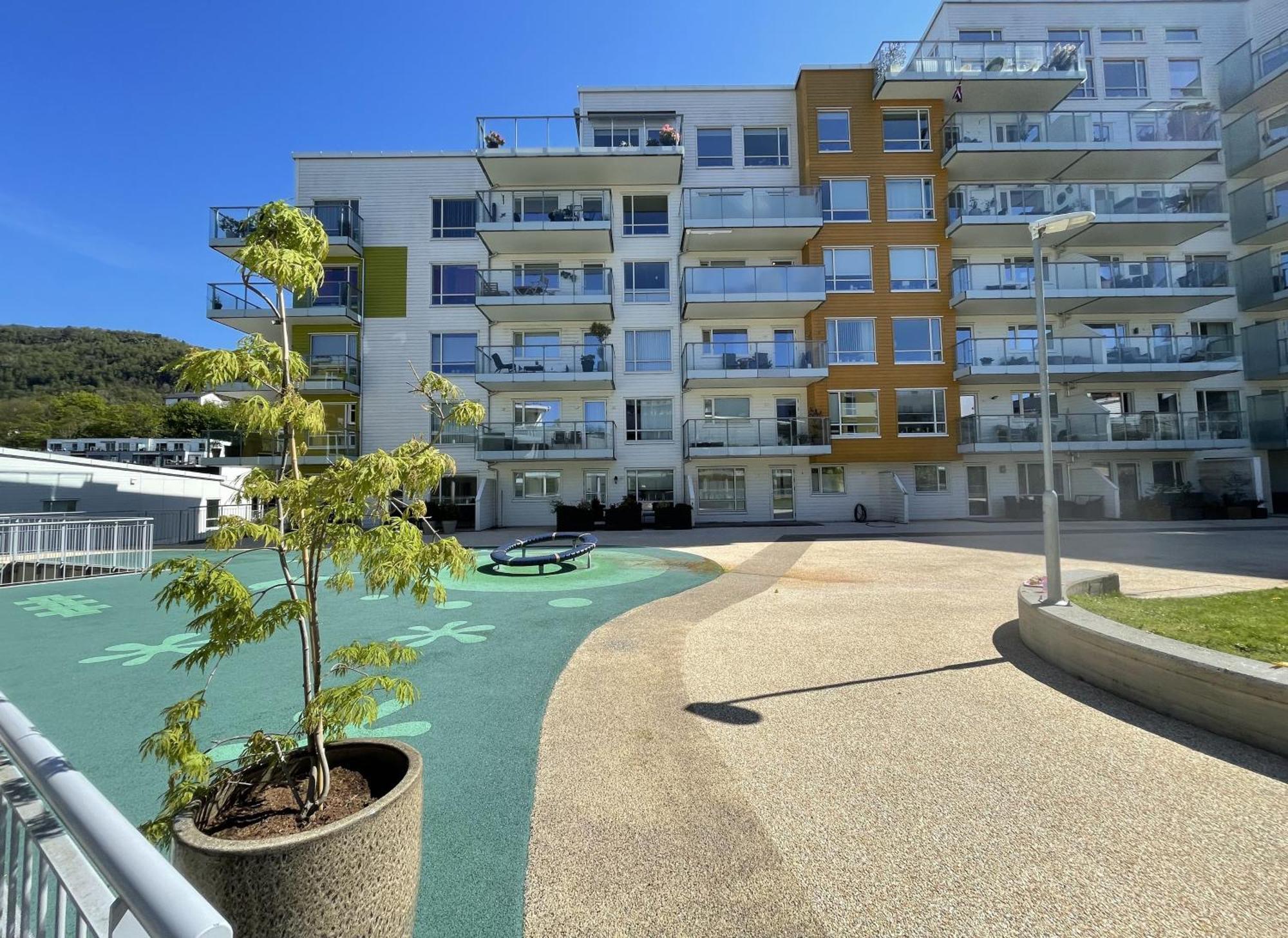 3 Sleeping Rooms For 82M2 Which Direct Traffic To Airport And City Center Bergen Bagian luar foto